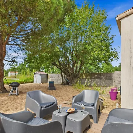 Dom wakacyjny Maison Familiale Et Coloree Avec Jardin Pour 6