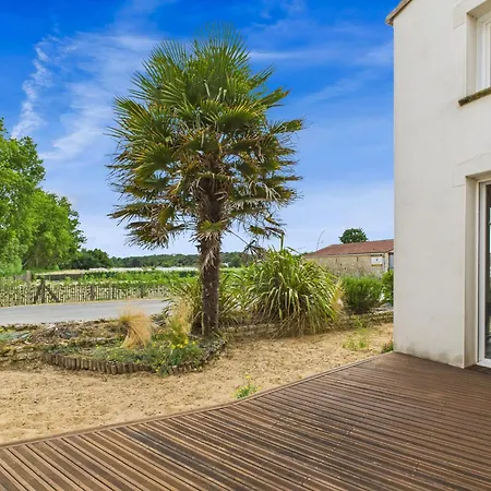 Dom wakacyjny Maison Familiale Et Coloree Avec Jardin Pour 6