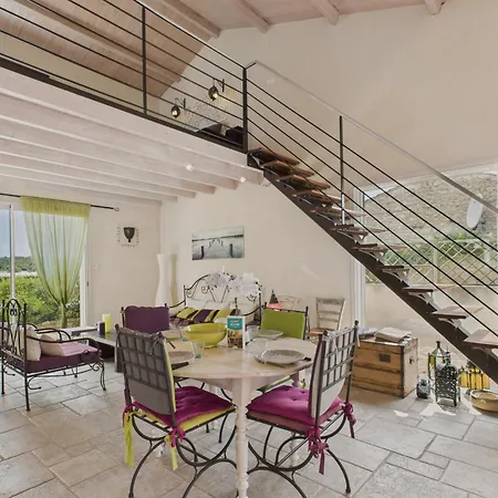 Maison Familiale Et Coloree Avec Jardin Pour 6 Longeville-sur-Mer