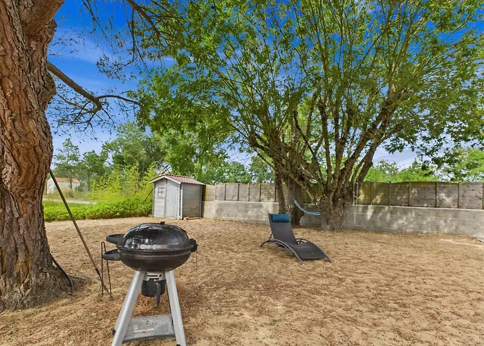 Hébergement de vacances Maison Familiale Et Colorée Avec Jardin Pour 6
