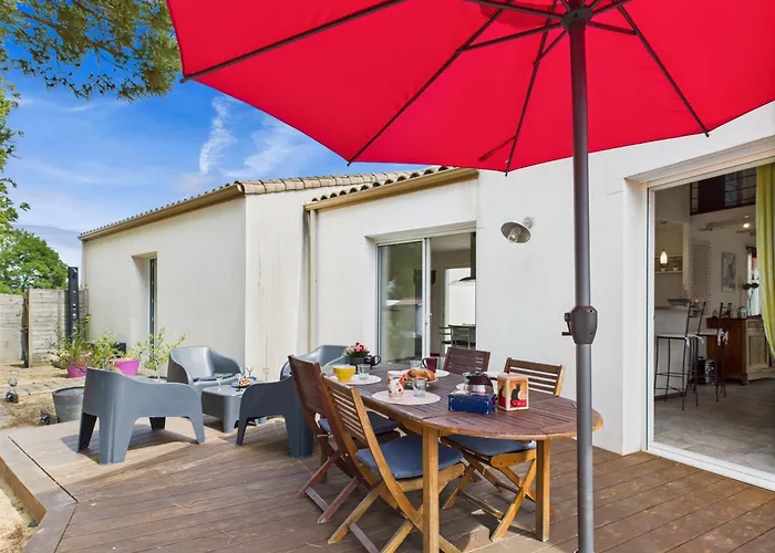 Hébergement de vacances Maison Familiale Et Colorée Avec Jardin Pour 6